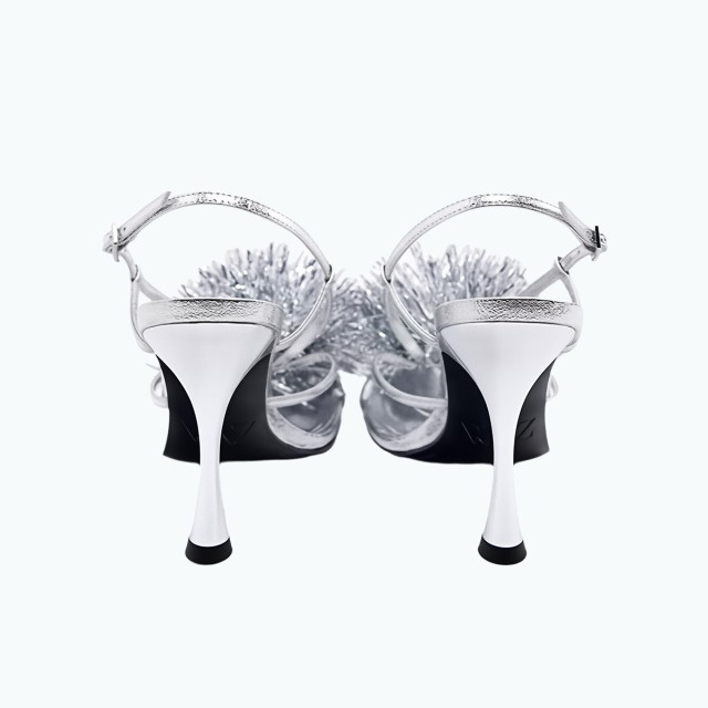 Exquisite And Fashionable High Heeled Sandals