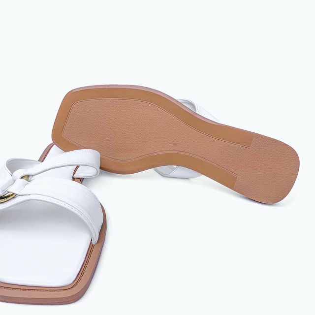 Fashionable And Luxurious Beach Flat Slippers