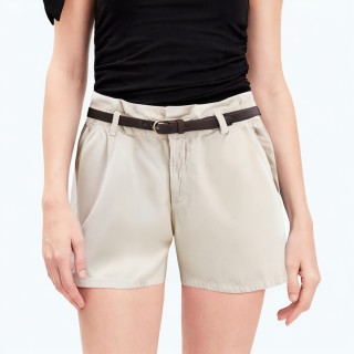 Contrast Color Belt High Waist Denim Shorts